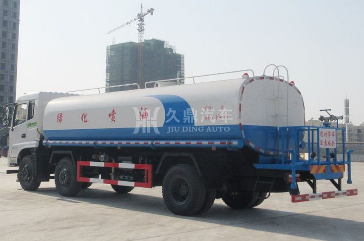 20噸灑水車最低價(jià)格_20噸(20方)東風(fēng)特商小三軸綠化灑水車廠家價(jià)格2