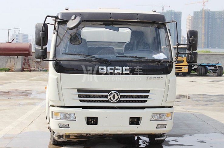 8方灑水車參數_8噸東風多利卡綠化灑水車價格3