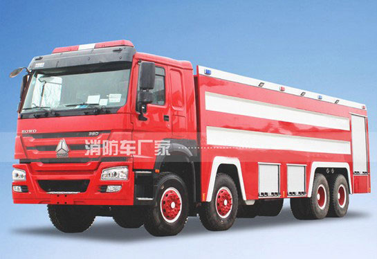 24噸重汽豪沃泡沫消防車(chē)價(jià)格