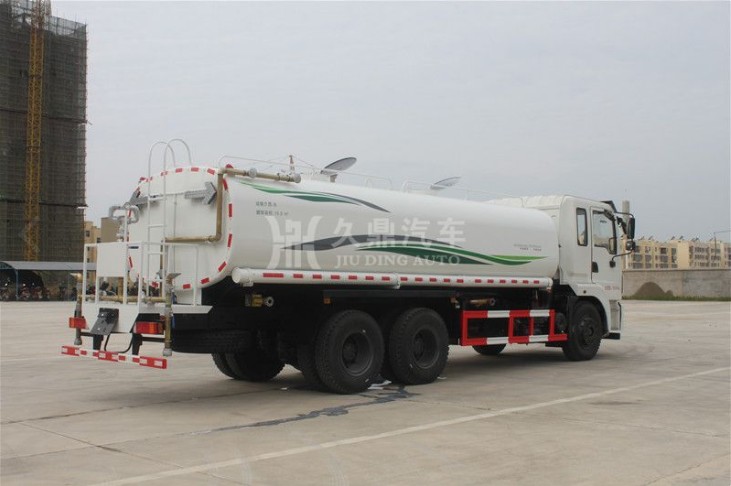 環衛灑水車租賃_東風商用15噸環衛灑水車3