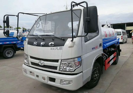 時(shí)風(fēng)風(fēng)順3噸藍(lán)牌灑水車圖片 時(shí)風(fēng)風(fēng)順3噸藍(lán)牌灑水車圖片