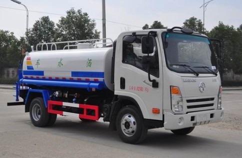 10方灑水車尺寸是多少_大運奧普力10噸綠化灑水車廠家價格3