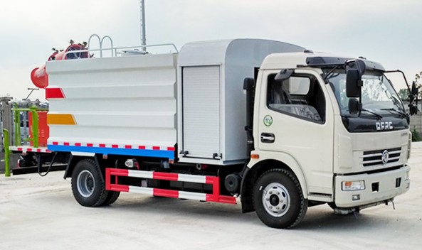 東風(fēng)大多利卡多功能抑塵車圖片 東風(fēng)大多利卡多功能抑塵車圖片