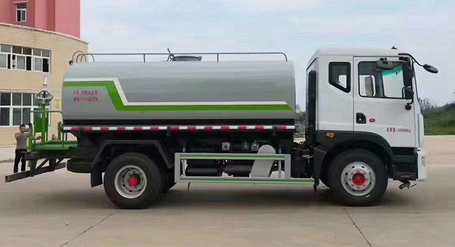12噸灑水車價(jià)格報(bào)價(jià)_國(guó)六12方東風(fēng)多利卡D9綠化灑水車4