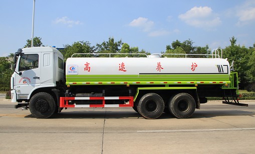 20方灑水車報價表及圖片_國六20方東風專底D3L后雙橋綠化灑水車廠家價格3