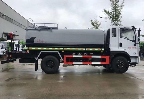 國(guó)六12方東風(fēng)專用底盤D1灑水車 國(guó)六12方東風(fēng)專用底盤D1灑水車