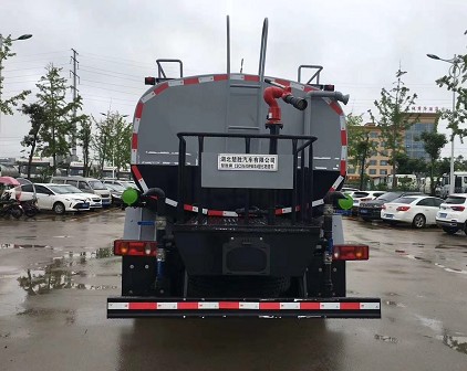 12噸灑水車廠家報(bào)價(jià)_國(guó)六12方東風(fēng)專用底盤D1綠化灑水車廠家價(jià)格4
