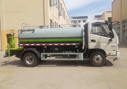 5噸灑水車價格大全_國六5方福田M3綠化灑水車廠家價格3