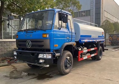 不上牌灑水車圖片 不上牌灑水車圖片