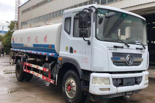 二手東風(fēng)多利卡d9灑水車 二手東風(fēng)多利卡d9灑水車
