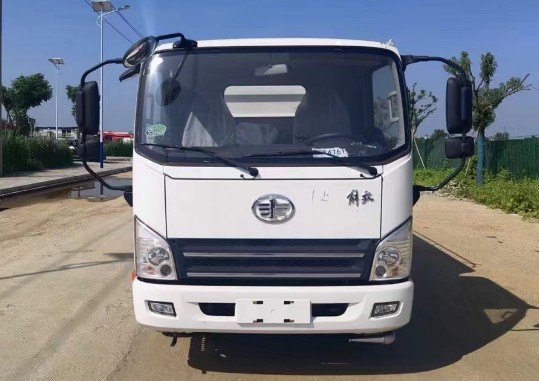 解放招財虎藍牌7方多功能抑塵車(方形罐體) 解放招財虎藍牌7方多功能抑塵車(方形罐體)