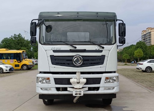 東風華神T5前四后八27方灑水車_東風27方灑水車3