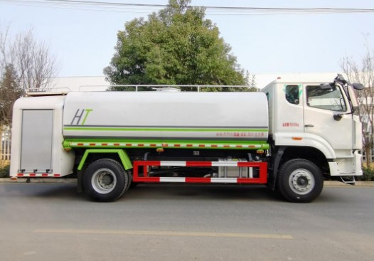 重汽豪沃13方消防灑水車_浩天星運(yùn)牌HTX5185GPSHR6型綠化噴灑車 重汽豪沃13方消防灑水車_浩天星運(yùn)牌HTX5185GPSHR6型綠化噴灑車